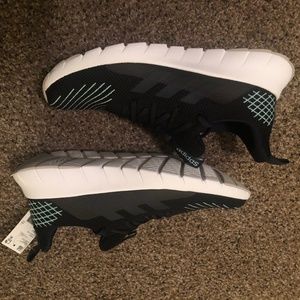 Mens Adidas Asweego Running Shoes